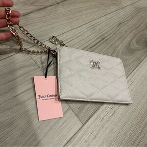 NWT Juicy Couture Quilted Wristlet